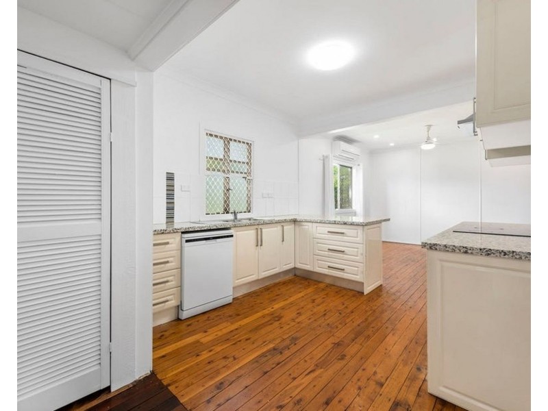 144 Ruthven Street, North Toowoomba QLD 4350