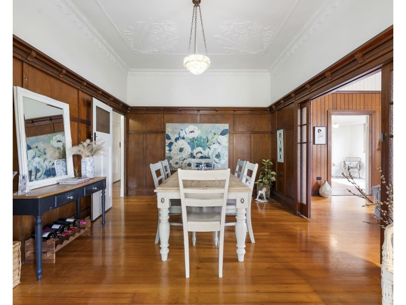 129 Perth Street, South Toowoomba QLD 4350