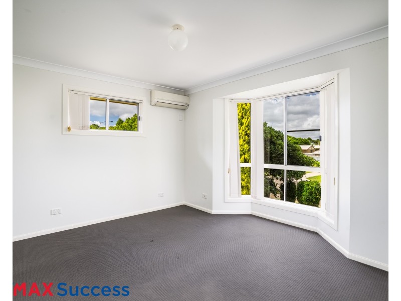 17 Dyson Drive, Darling Heights QLD 4350