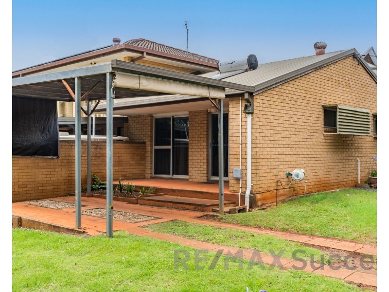 198 Ramsay Street (Granny Flat), Centenary Heights QLD 4350