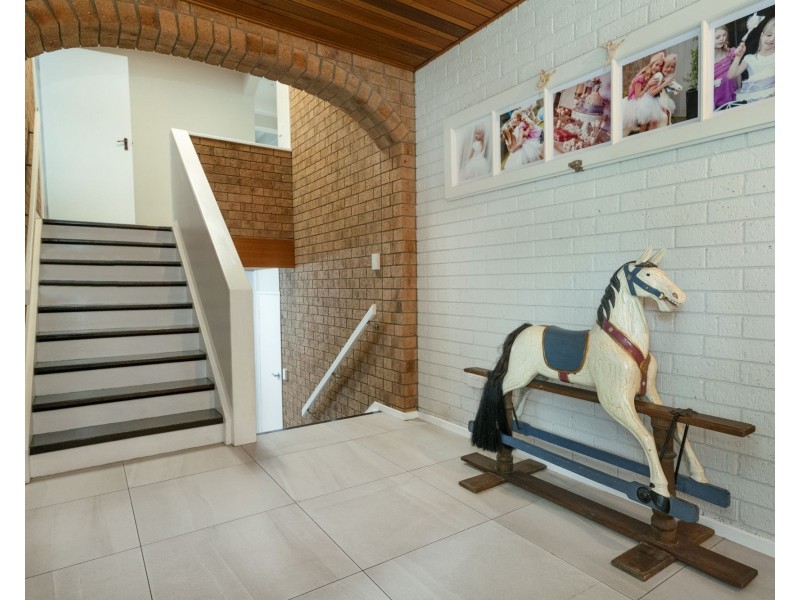 417 Hume Street, Kearneys Spring QLD 4350