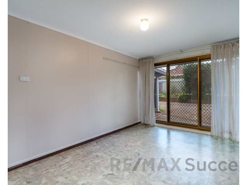 1/38 Crotty Street, Centenary Heights QLD 4350