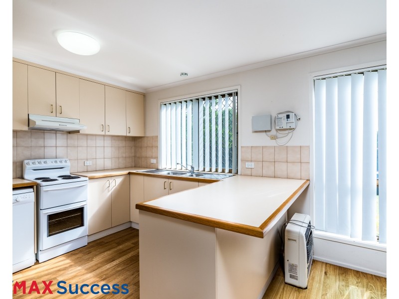 1/14 Ruth Street, Centenary Heights QLD 4350