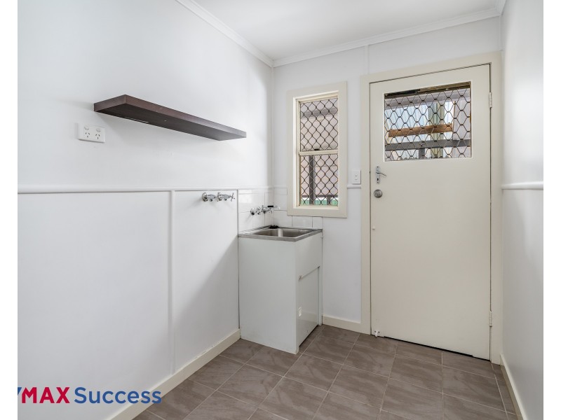 16 Erbacher Street, Centenary Heights QLD 4350