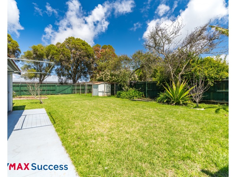 16 Erbacher Street, Centenary Heights QLD 4350
