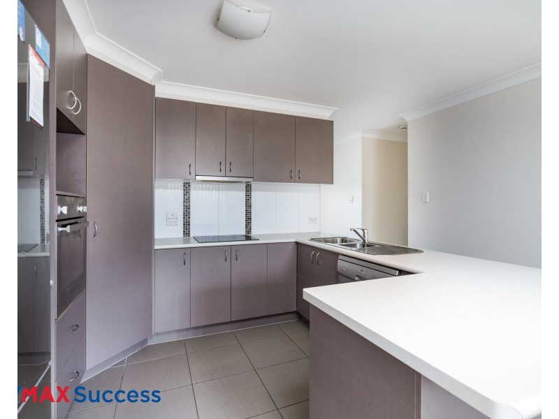 2/16 Barwick Court, Wilsonton Heights QLD 4350