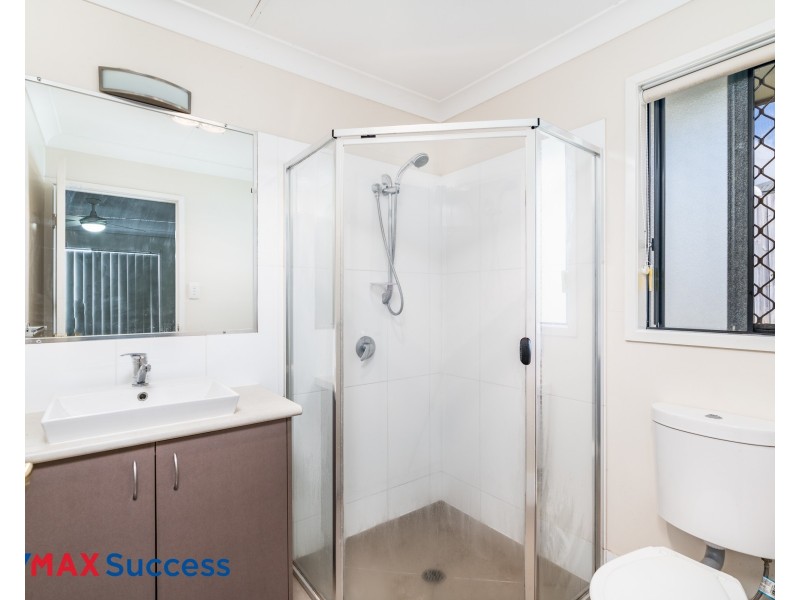 2/16 Barwick Court, Wilsonton Heights QLD 4350