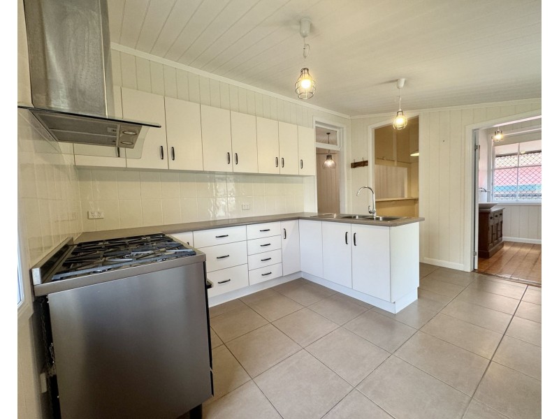 15 Herbert Street, Laidley QLD 4341