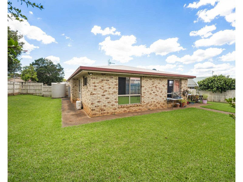 15 Shamrock Court, Middle Ridge QLD 4350