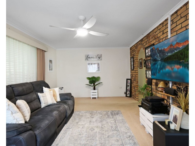 14 Sapphire Court, Kearneys Spring QLD 4350