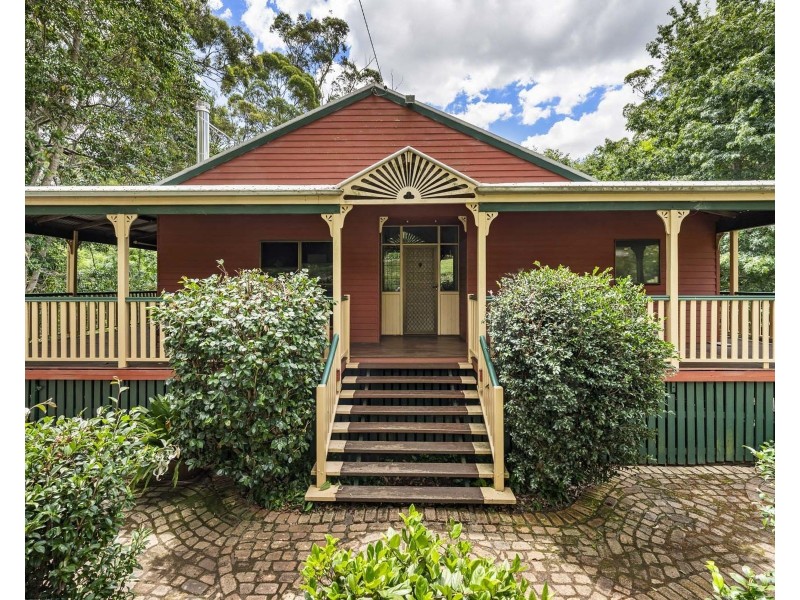 18 Grey Gums Drive, Blue Mountain Heights QLD 4350