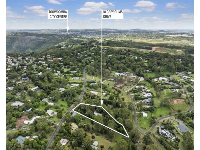 18 Grey Gums Drive, Blue Mountain Heights QLD 4350