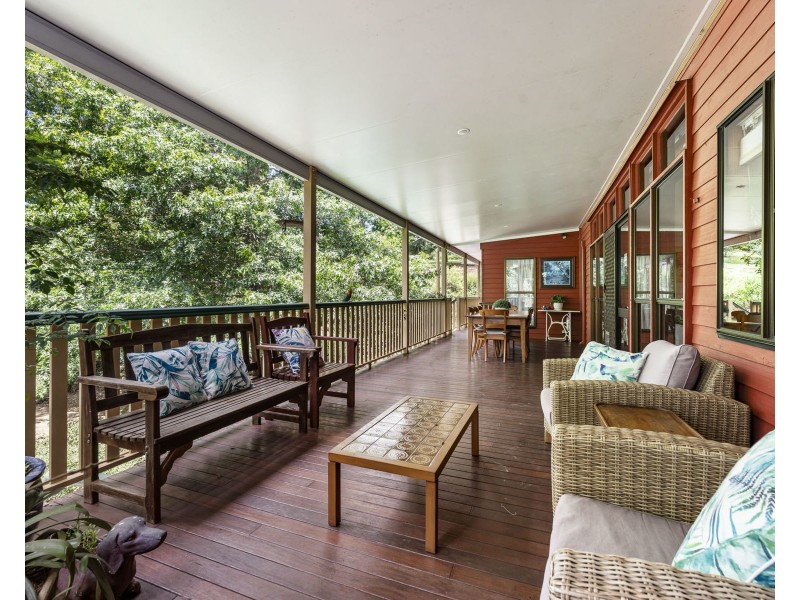 18 Grey Gums Drive, Blue Mountain Heights QLD 4350
