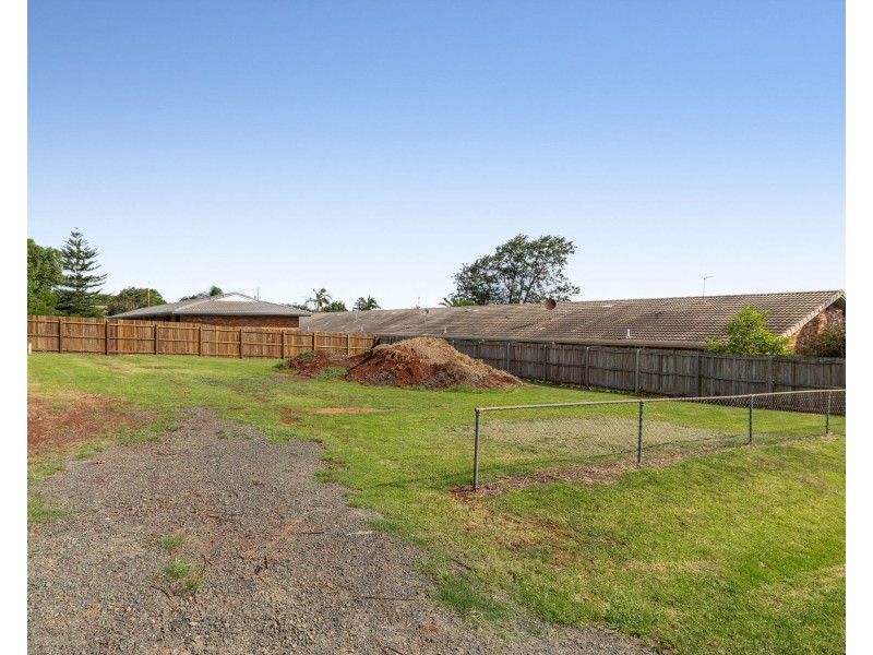 8 Thiess Street, Drayton QLD 4350