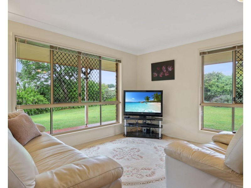 5 Pamela Court, Highfields QLD 4352