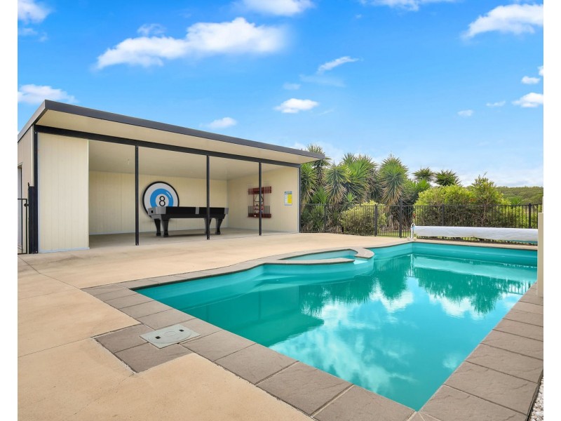 21 Willis Road, Meringandan West QLD 4352