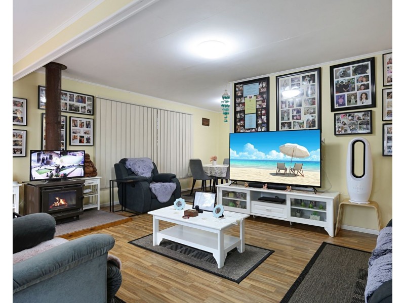 32 Vanity Street, Rockville QLD 4350