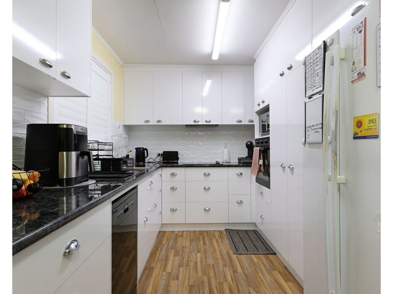 32 Vanity Street, Rockville QLD 4350