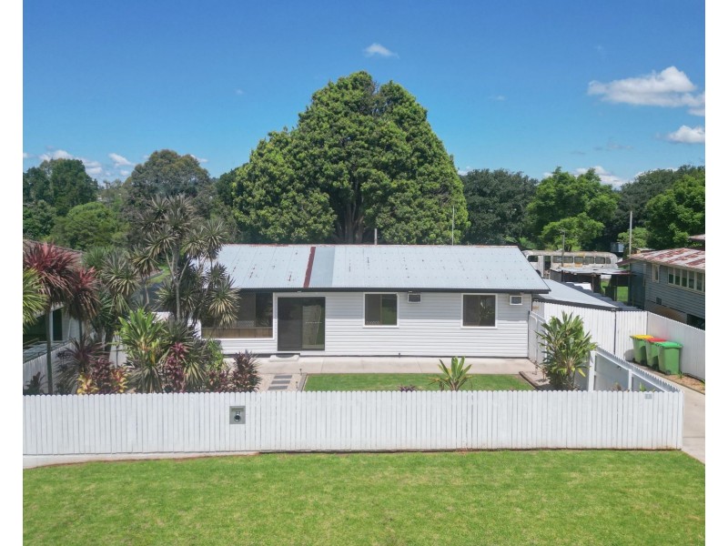 32 Vanity Street, Rockville QLD 4350