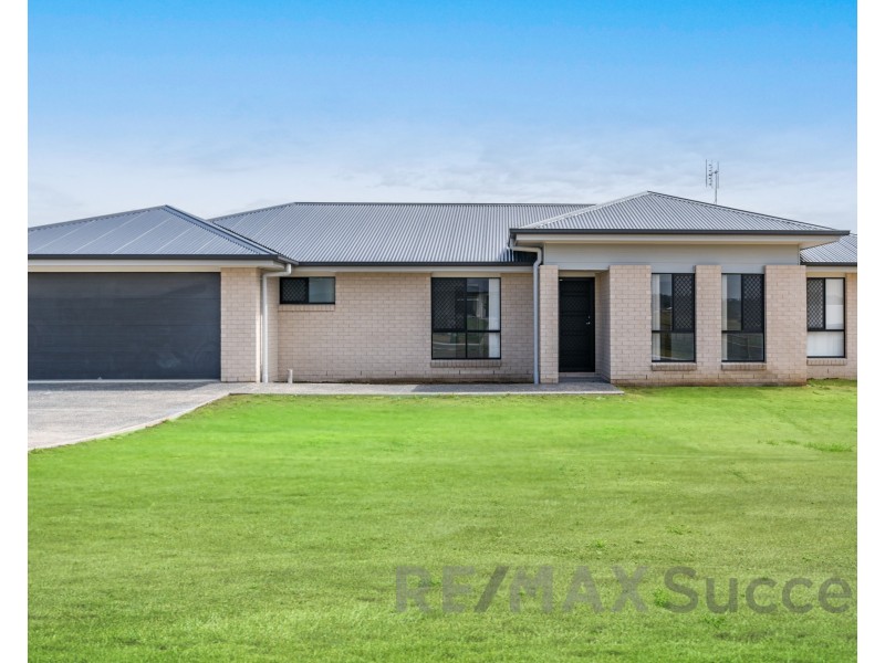15 Aquila Drive, Meringandan West QLD 4352