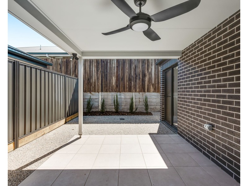 2 McEwan Crescent, Kearneys Spring QLD 4350