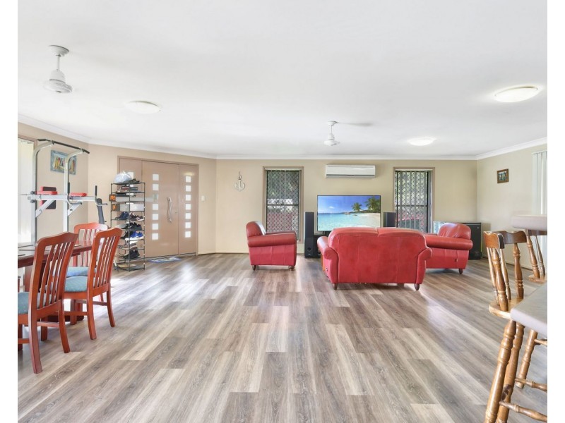 2 Japonica Street, Newtown QLD 4350