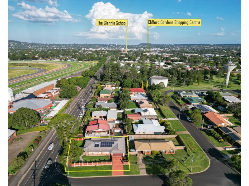 2 Japonica Street, Newtown QLD 4350