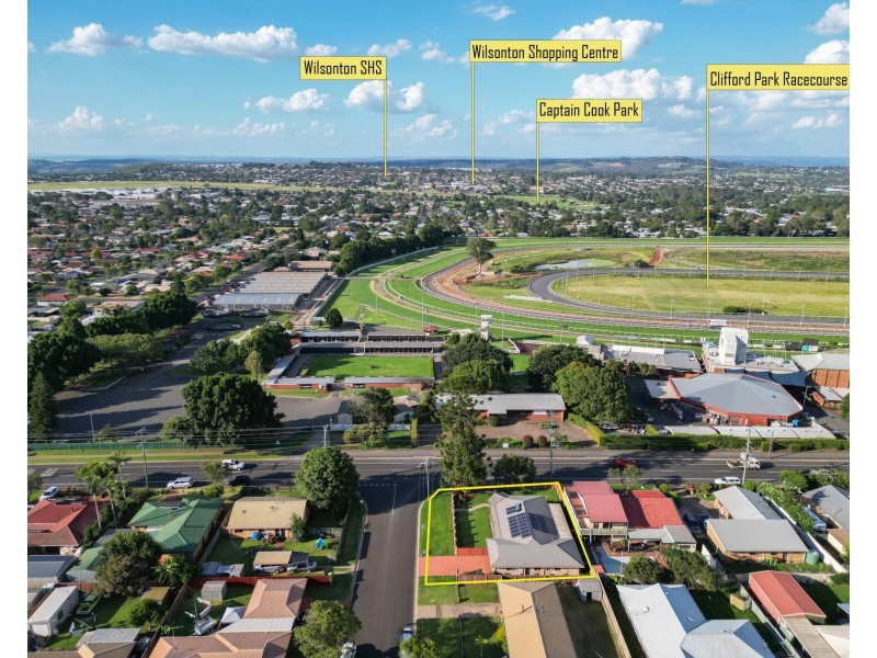 2 Japonica Street, Newtown QLD 4350
