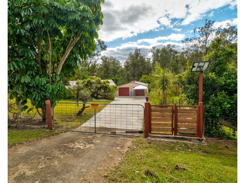 11 Andrews Court, Regency Downs QLD 4341