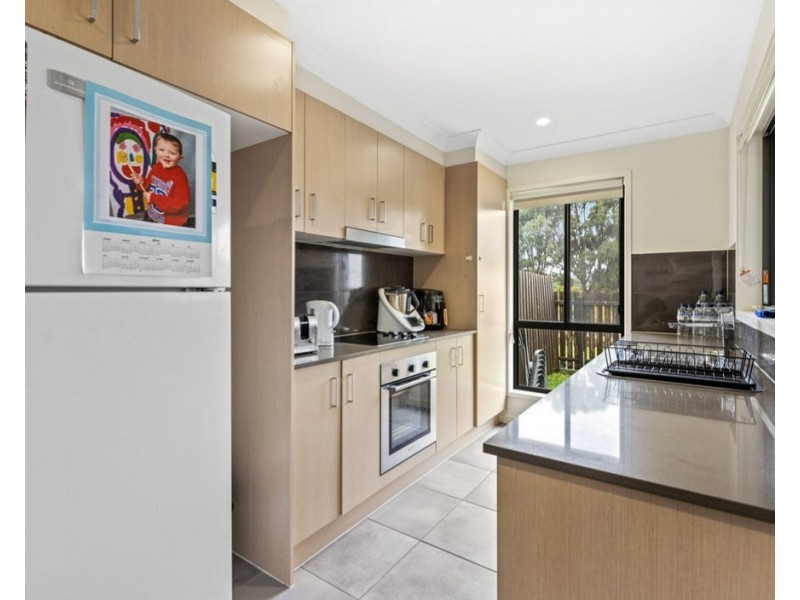 2/7 Diva Lane, Glenvale QLD 4350