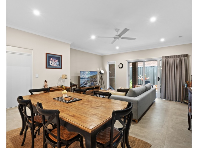 25/563-571 Hume Street, Kearneys Spring QLD 4350