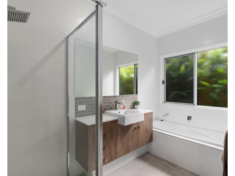 25/563-571 Hume Street, Kearneys Spring QLD 4350