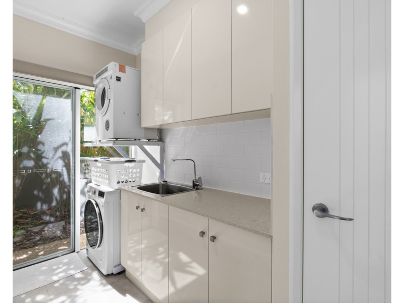 25/563-571 Hume Street, Kearneys Spring QLD 4350