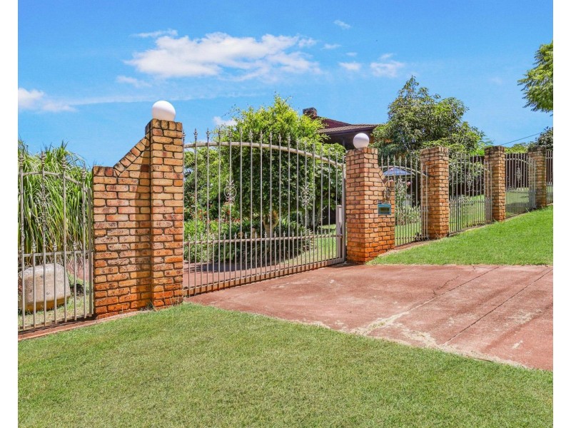 16 Dorge Street, Middle Ridge QLD 4350