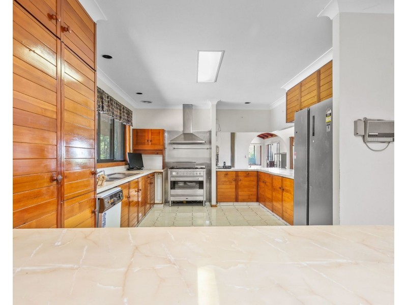 16 Dorge Street, Middle Ridge QLD 4350