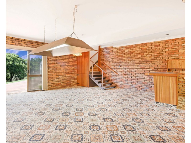 16 Dorge Street, Middle Ridge QLD 4350