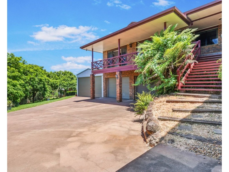 16 Dorge Street, Middle Ridge QLD 4350