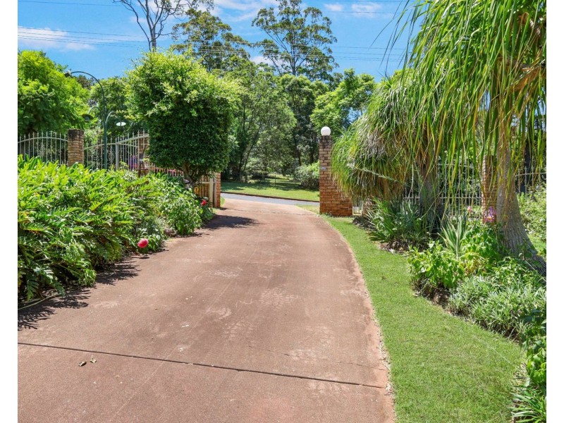 16 Dorge Street, Middle Ridge QLD 4350