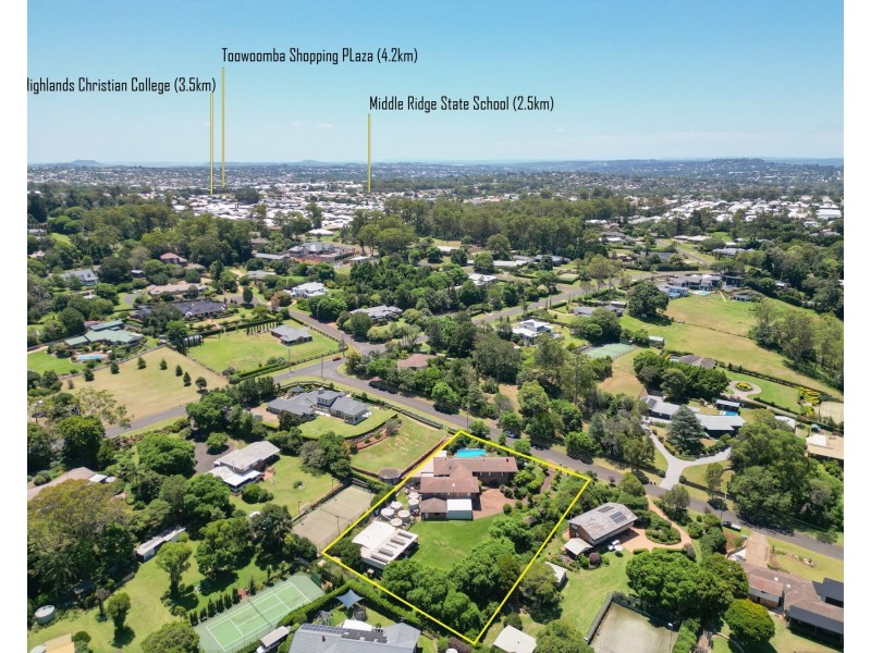 16 Dorge Street, Middle Ridge QLD 4350