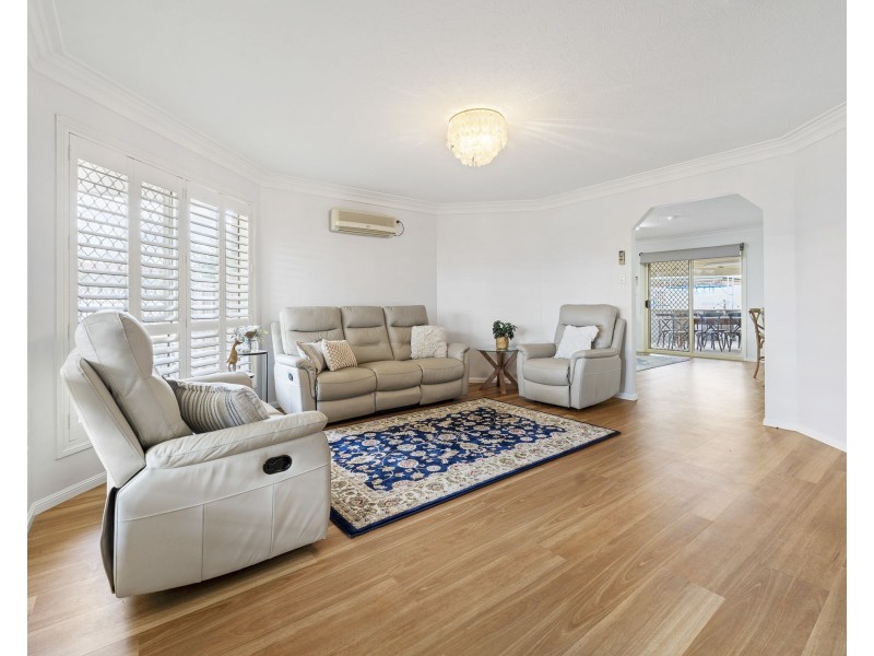 22 Hennenlotter Court, Kearneys Spring QLD 4350