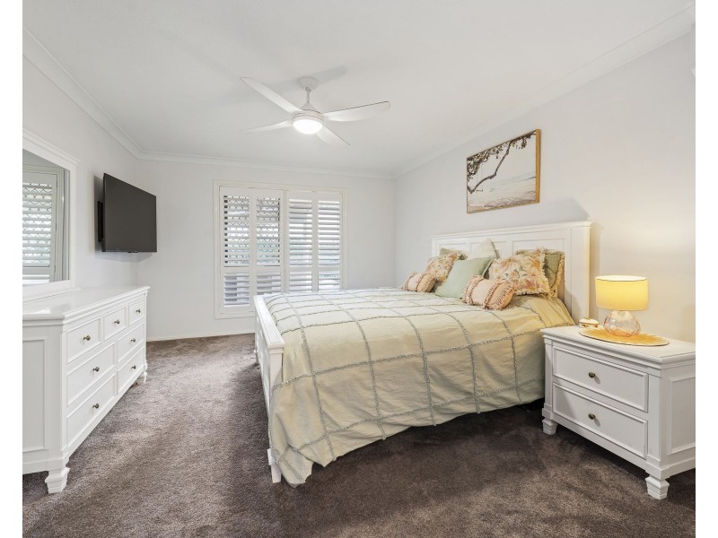 22 Hennenlotter Court, Kearneys Spring QLD 4350