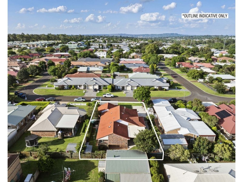 22 Hennenlotter Court, Kearneys Spring QLD 4350