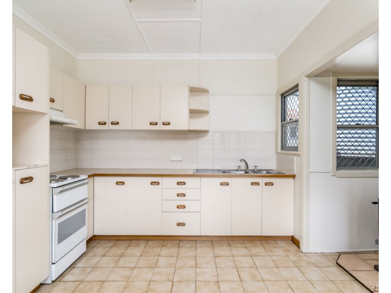 17-19 Ellis Street, Wilsonton QLD 4350