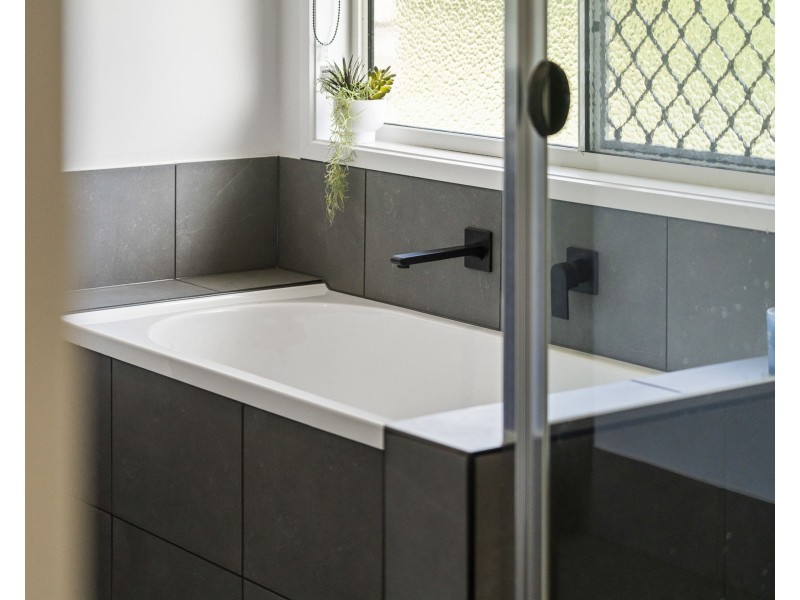 19 Plover Court, Laidley Heights QLD 4341