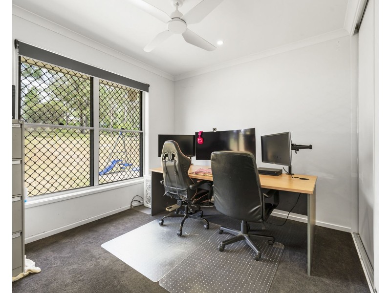 19 Plover Court, Laidley Heights QLD 4341