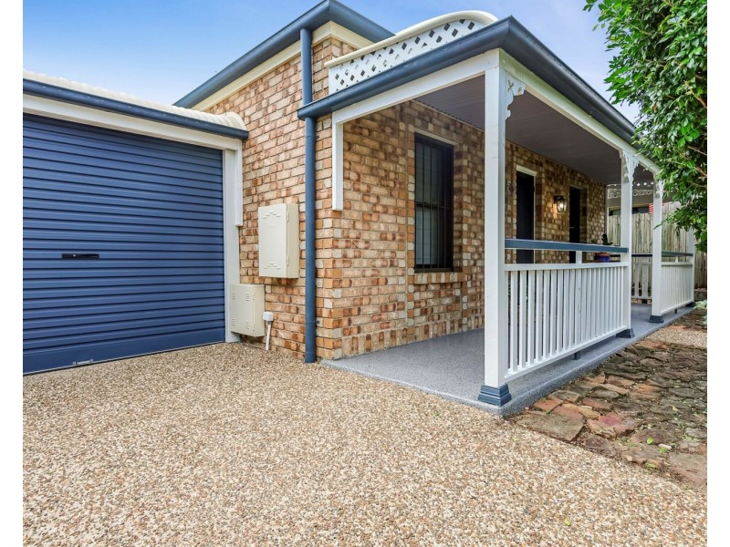 15 Stanford Place, Forest Lake QLD 4078