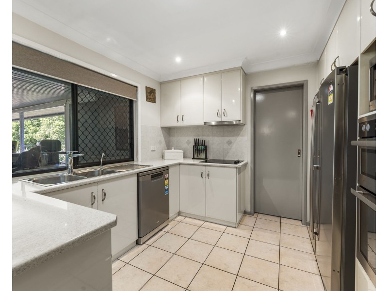 5 Amy Court, Westbrook QLD 4350