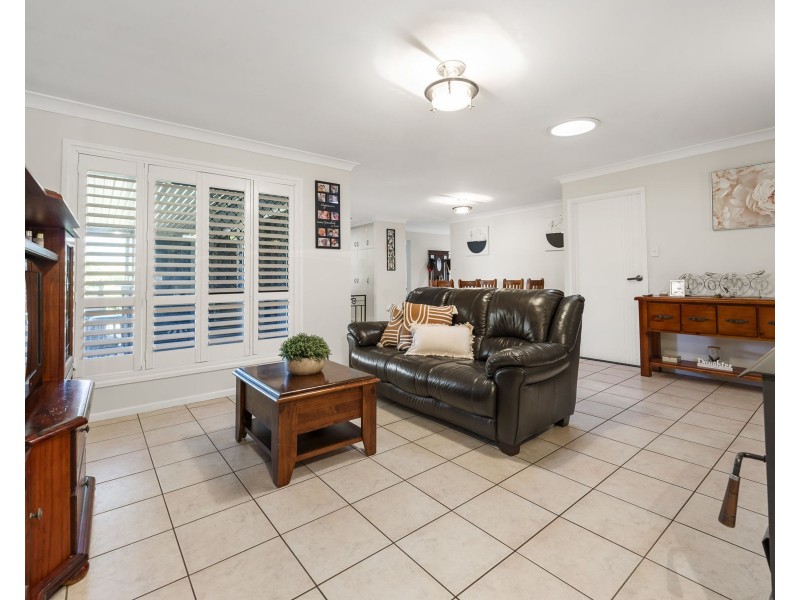 5 Amy Court, Westbrook QLD 4350