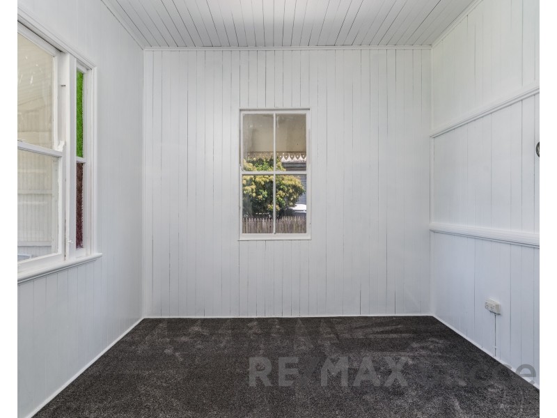 5 Warwick Street, Harristown QLD 4350
