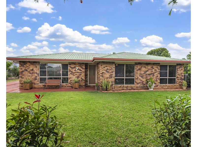 7 McDonald Court, Wyreema QLD 4352